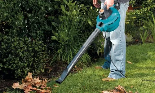 Bort BSS-1330-Pro Nass-Trockensauger 30 L Kunststoff